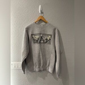 Vintage Disney Winnie The‎ Pooh Tigger Eeyore Box Logo Sweatshirt Medium